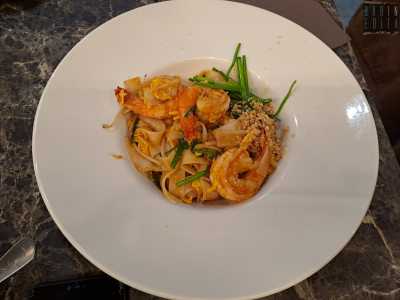... come il pad Thai (a base di noodles di riso saltati nel wok con aggiunta di verdure, gamberi, carne o tofu)